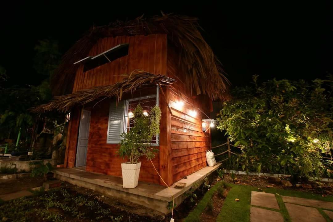 Bach Cuc Homestay 隆海 外观 照片